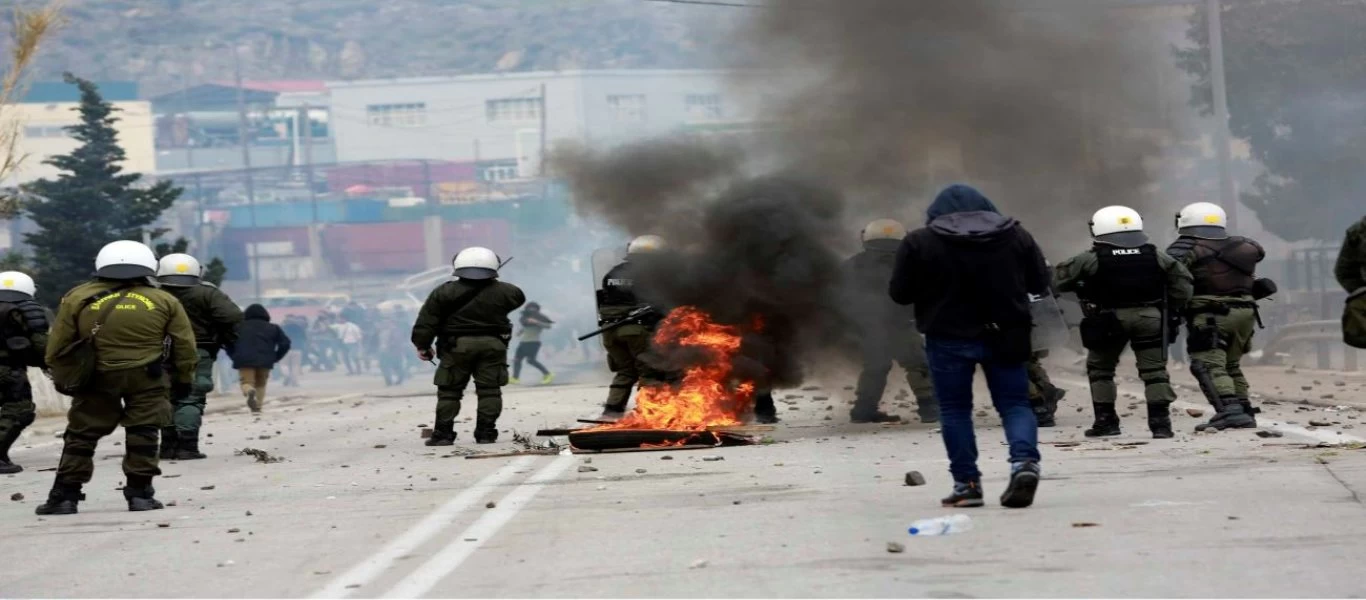Μυτιλήνη: Νέα ντοκουμέντα από το σκηνικό «πολέμου» ανάμεσα σε ΜΑΤ και πολίτες (φώτο-βίντεο)